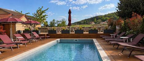 Seasonal outdoor pool