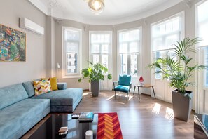 Superior Apartment | 2 bedrooms, individually decorated, individually furnished, desk - Fandango by halu! (Thessaloniki)