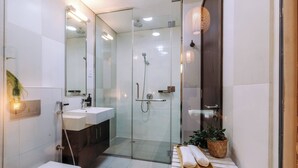 Estudio, 1 habitación, fumadores, balcón | Baño