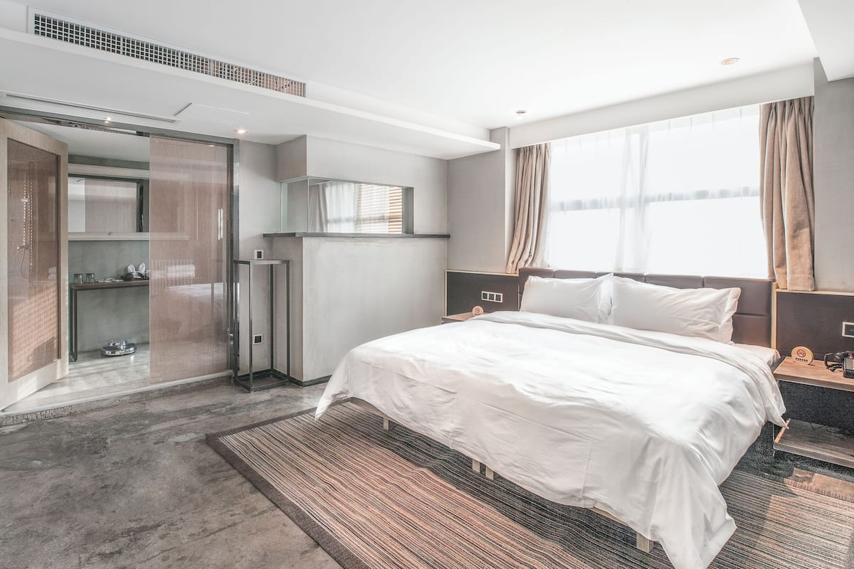 Duplex design | 1 quarto, edredons de pluma, escrivaninha, Wi-Fi de cortesia