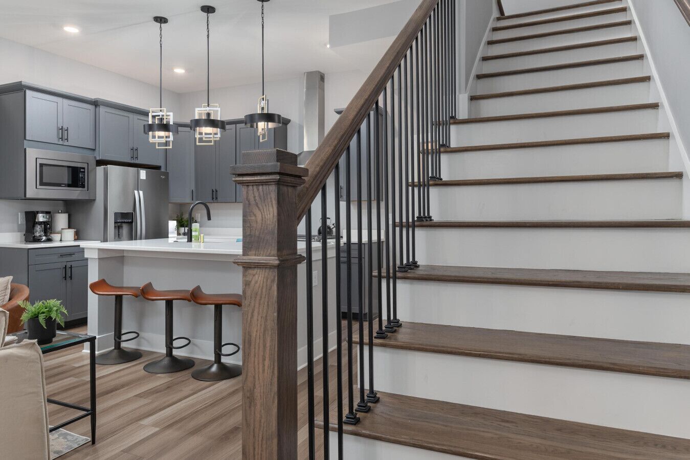 Micro-ondes, four, plaque de cuisson, lave-vaisselle