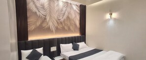 Luxury Triple Room, 1 Bedroom, Air conditioning - Raghav Vilas (Varanasi)