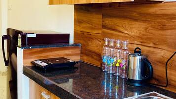 Premium Apartment | Private kitchen | Fridge