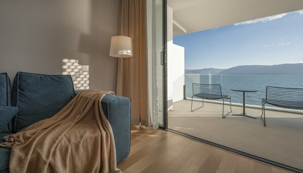 Superior Double Room, Balcony, Lake View