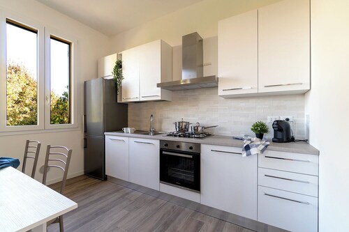 Room-triple Room in Frassino Apartment