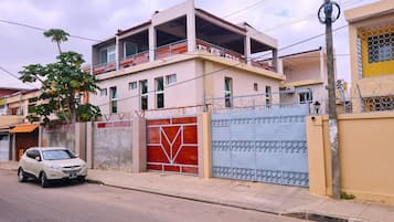 Appartement, 1 chambre, patio, vue ville | Extérieur