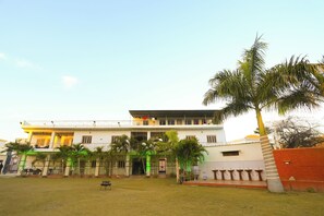 Exterior - Raaya Resort Udaipur  (Udaipur)
