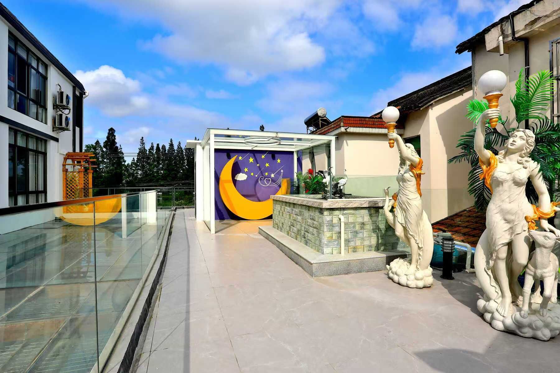 Photo - Shanghai Lanfeng Intelligent Light - Shanghai Disney Branch