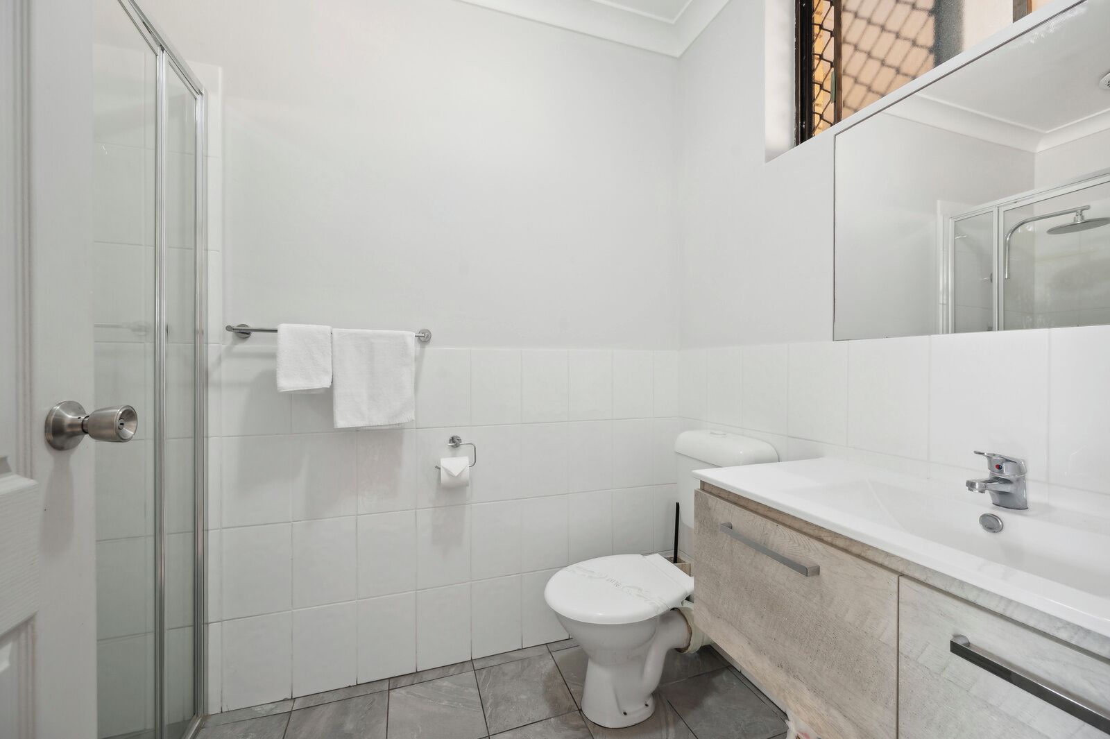 Hair dryer, towels