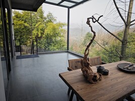 Quarto casal exclusivo, varanda, vista para a montanha | Vista para a montanha