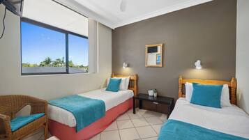 2 habitaciones, tabla de planchar con plancha y wifi gratis