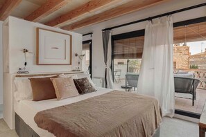 3 soverom, strykejern/-brett, reiseseng for barn og wi-fi (inkludert)