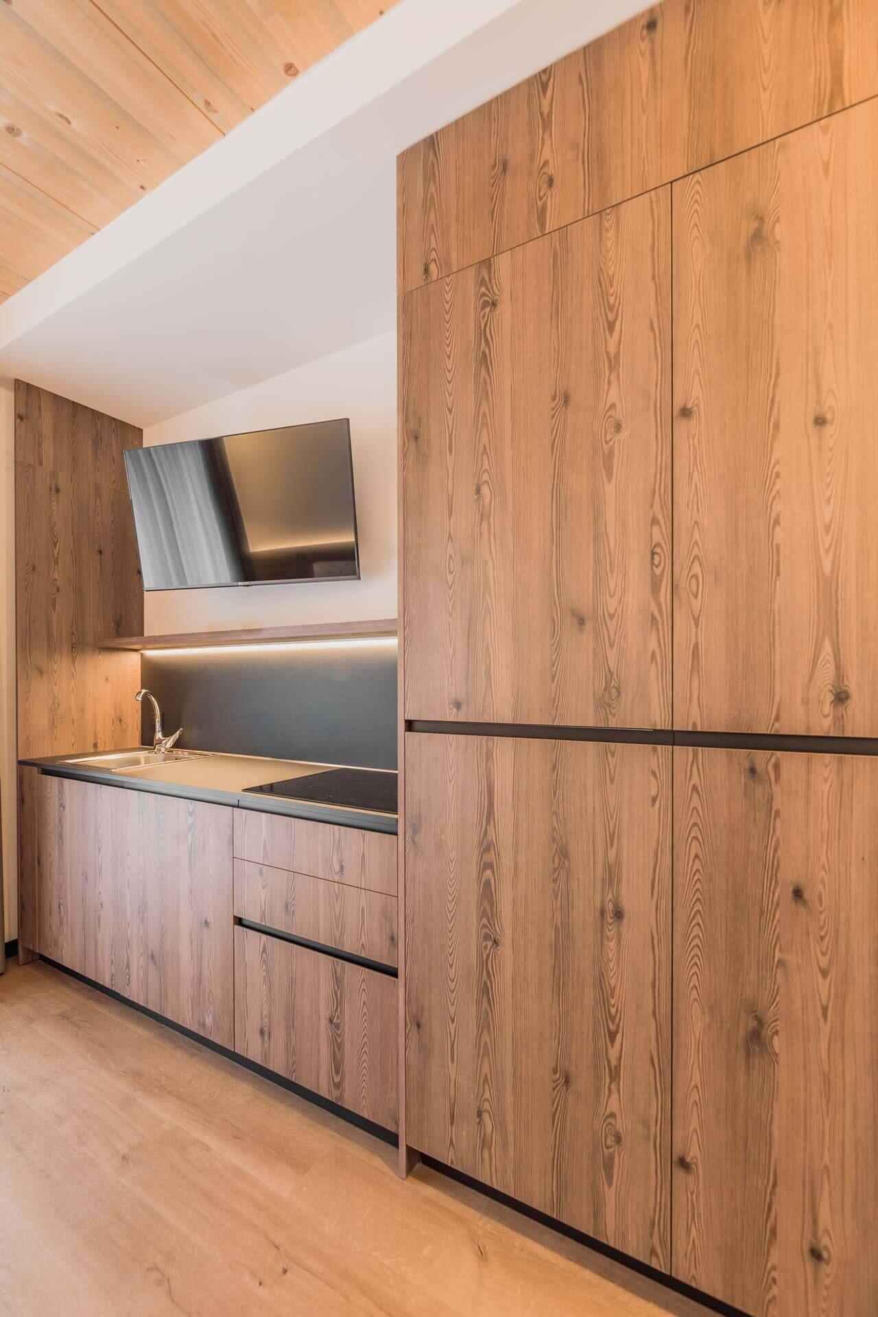 Suite exclusiva | Cocina privada | Microondas en la zona común