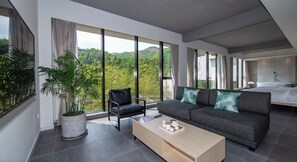 Premium bedding, down duvets, minibar, in-room safe