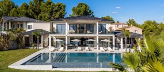 Villa Luxe SCL - Heated mirror pool & SPA