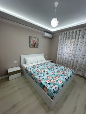 1 chambre, fer et planche à repasser, Wi-Fi, draps fournis