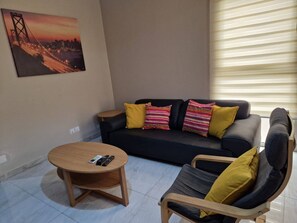 Apartment, 1 Bedroom, Accessible, Patio | Living room