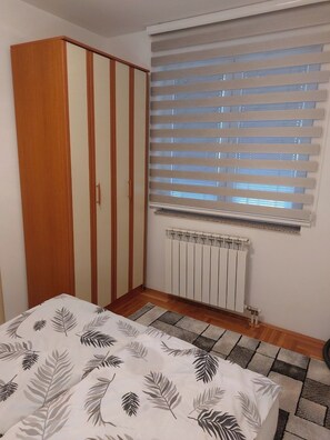 1 bedroom, iron/ironing board, WiFi, bed sheets