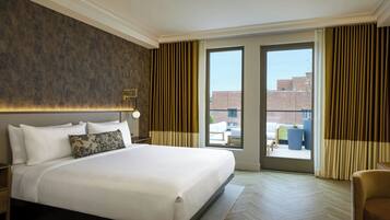 In-room safe, desk, blackout drapes, free WiFi