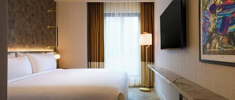 Caja de seguridad en la habitación, escritorio y cortinas blackout