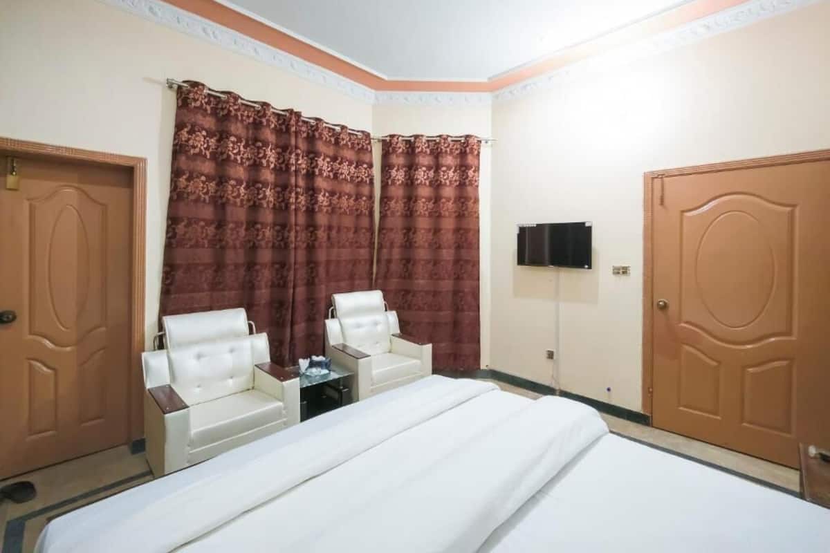 Deluxe Single Room