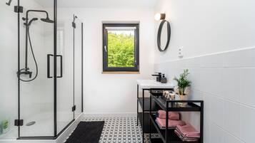 Villa | Bathroom | Bathtub