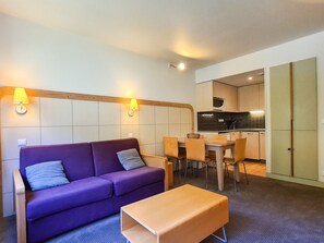 TV - 2-Room Comfort at the Foot of the Slopes, Flaine (Flaine)