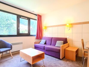 TV - 2-Room Comfort at the Foot of the Slopes, Flaine (Flaine)