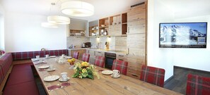 Living room - Modern Holiday Home in Maria Alm Near Ski Area (Maria Alm am Steinernen Meer)