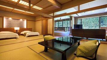 Deluxe-Zimmer, Nichtraucher, Flussblick (Suite, with open-air bath) | Kostenloses WLAN