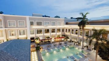 Piscina a l'aire lliure