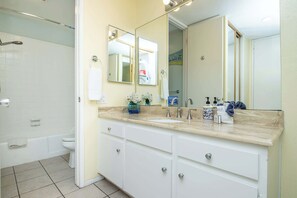 Shower, hair dryer, towels - Steps to the Beach! 2 Pools & Hot Tubs - A-204 (Oceanside)