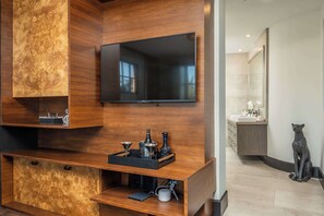 Interior - Panoramic Sunset View Roof Deck | Walk to Beach! (Oceanside)