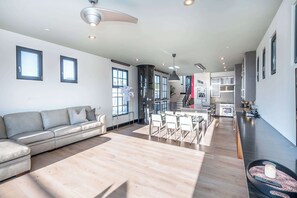 TV, fireplace, offices