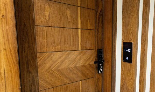 ด้านหน้าที่พัก