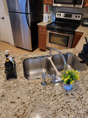 Microwave, oven, stovetop, dishwasher