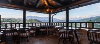 HOTEL BOHEM BERAT