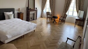 1 多间卧室、熨斗/熨衣板、旅行婴儿床、上网接入