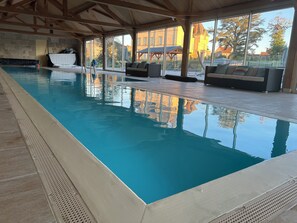 Piscine couverte