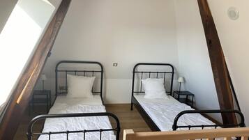 1 Schlafzimmer, Bügeleisen/Bügelbrett, Reisekinderbett, Internetzugang
