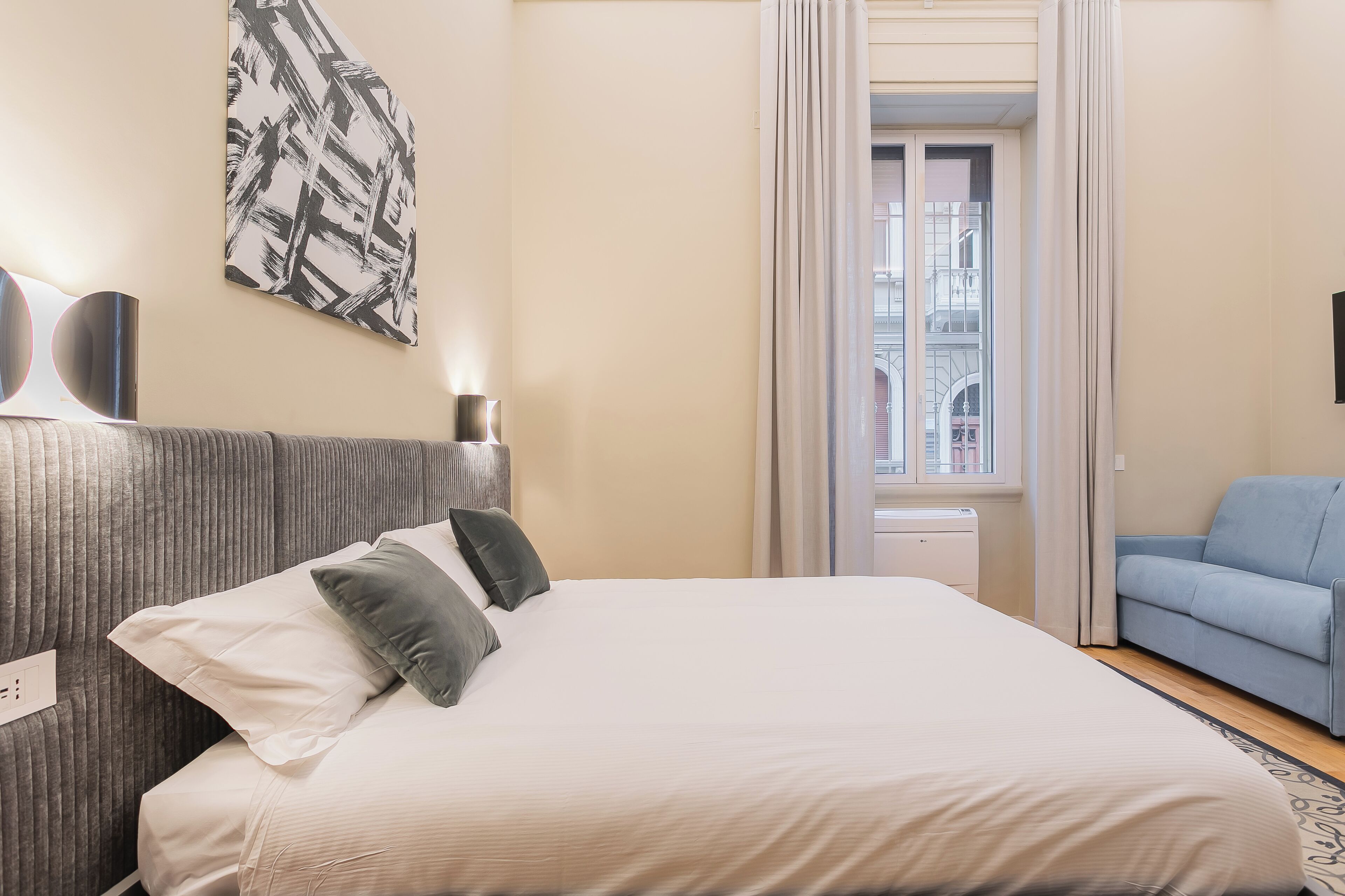 Apartament bàsic | 1 dormitori, planxa i posts de planxar i wifi gratuïta 