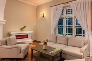 Fireplace - Mount Frenion Manor by Seven Angels  (Peradeniya)