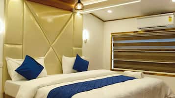 Deluxe tweepersoonskamer, uitzicht op meer | Luxe beddengoed, beddengoed