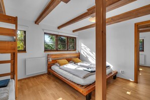 Villa | 3 bedrooms, individually furnished - Villa in Dolni Branna With Sauna (Dolni Branna)