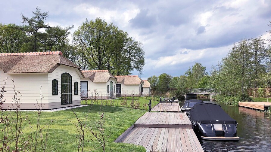 Farmhouse-style Chalet in Sint Nicolaasga