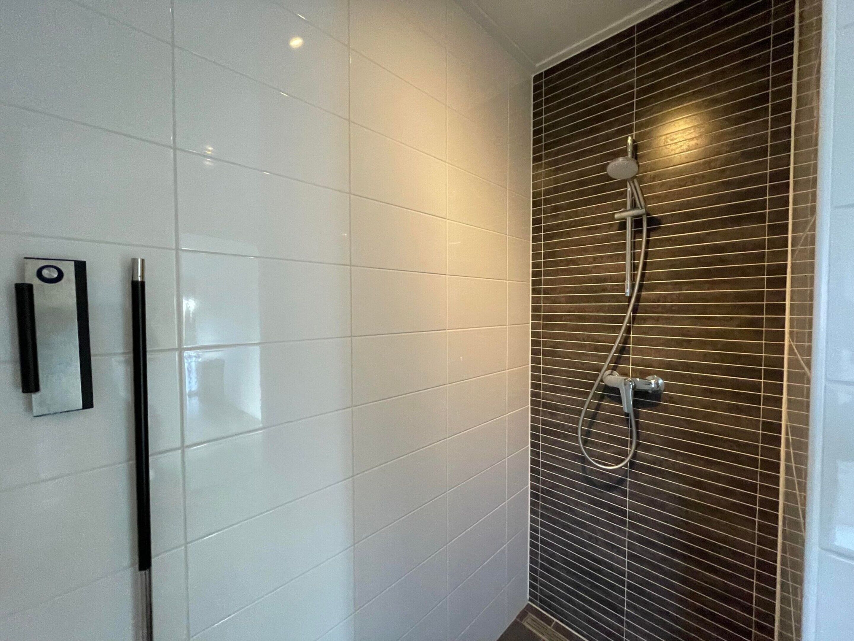 House | Bathroom