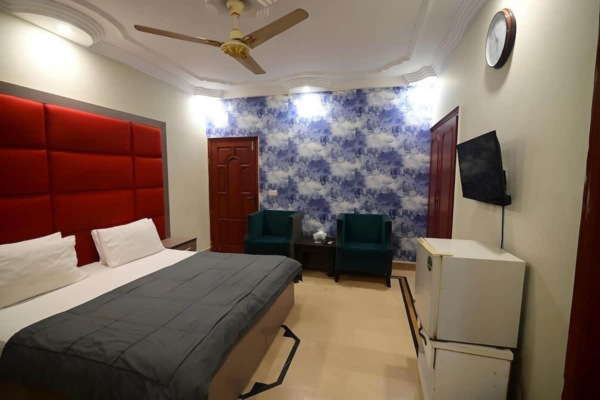 Standard Room | Soundproofing, free WiFi