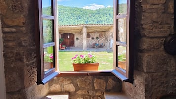 Interni
