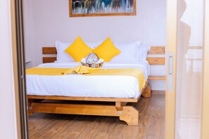 Deluxe Double Room, Balcony, Lake View | Desk, laptop workspace, free WiFi