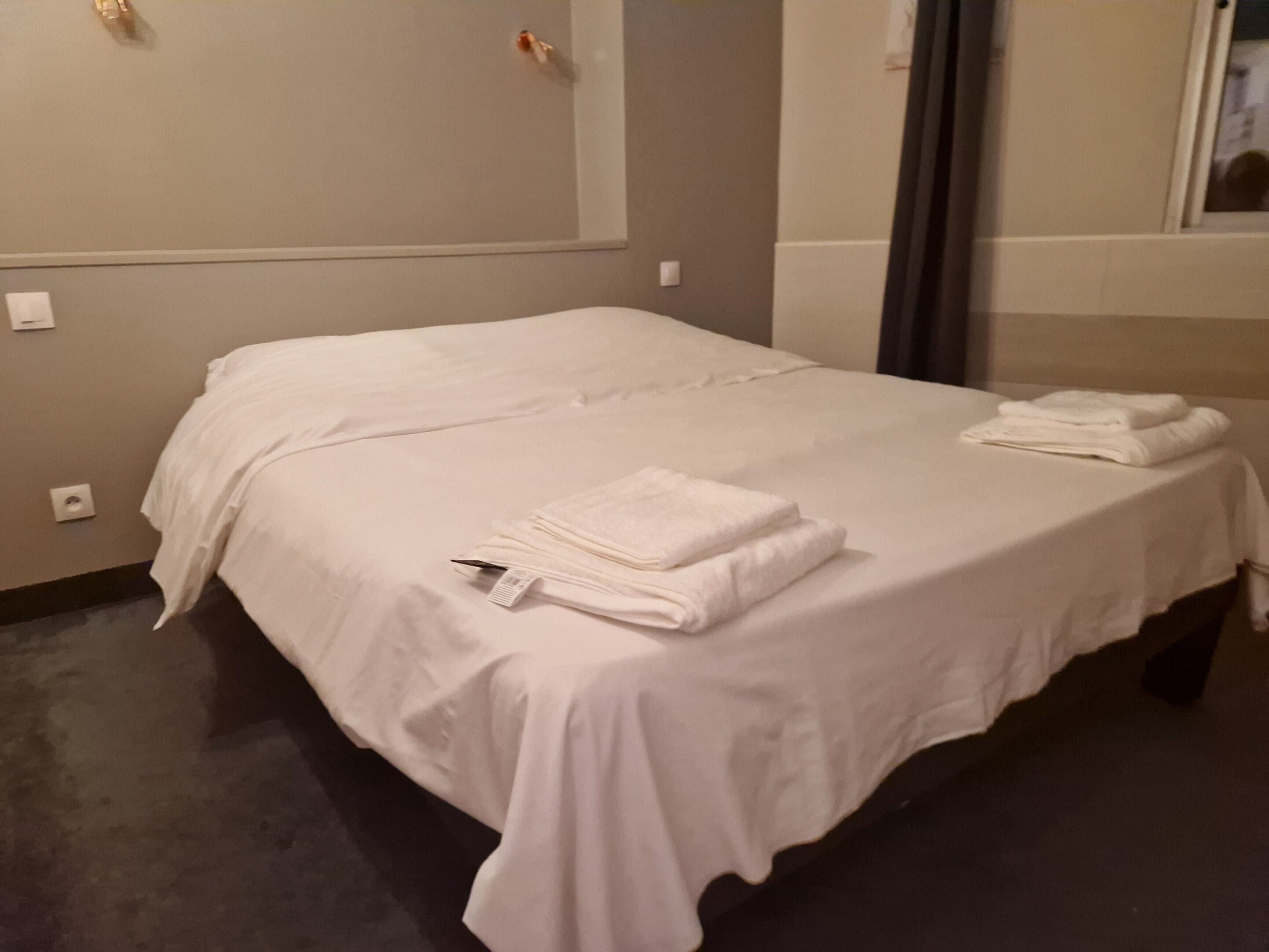 Standaard tweepersoonskamer, en-suite badkamer | Geluiddichte muren, gratis wifi